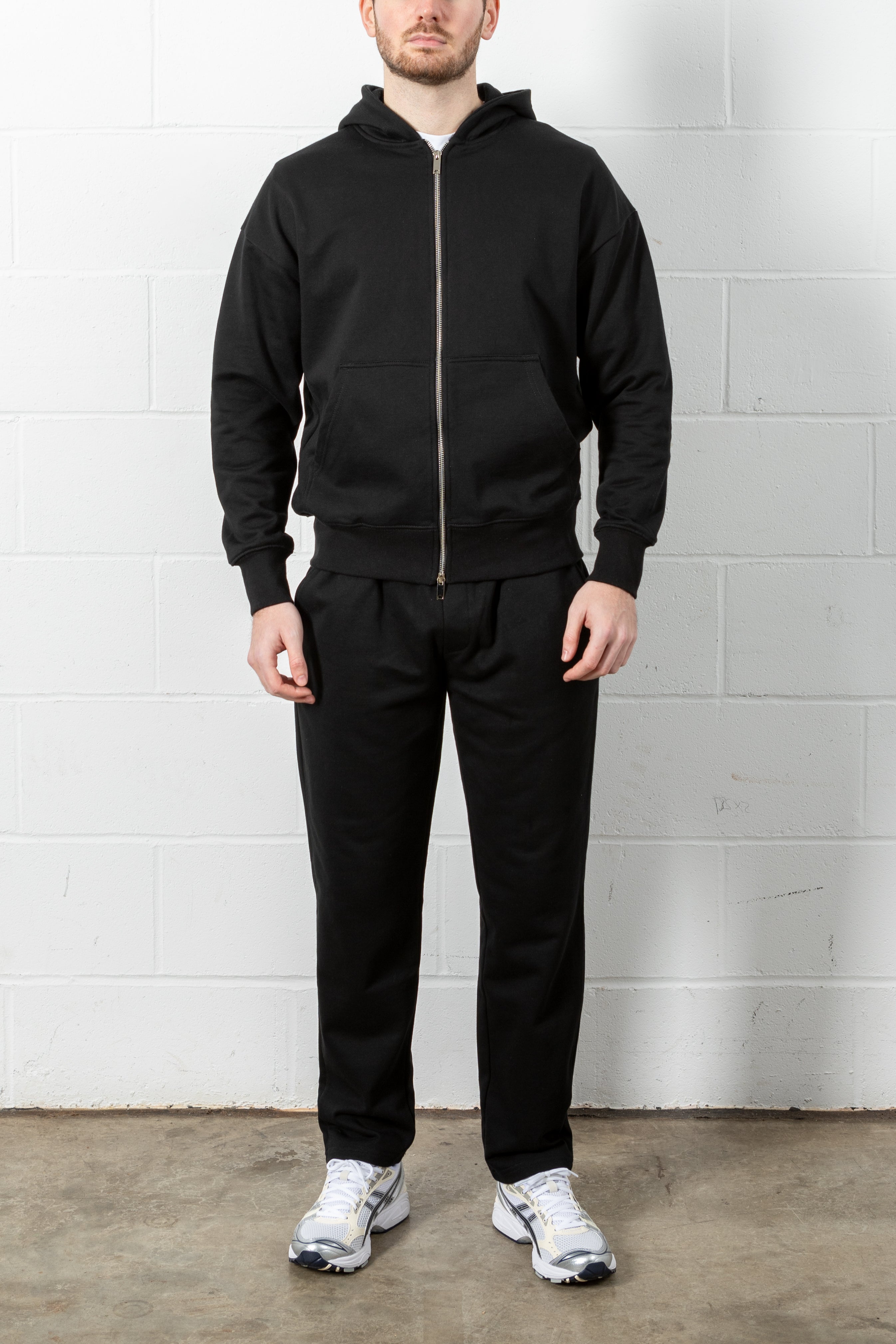 Black Relaxed Straight Leg Jogger
