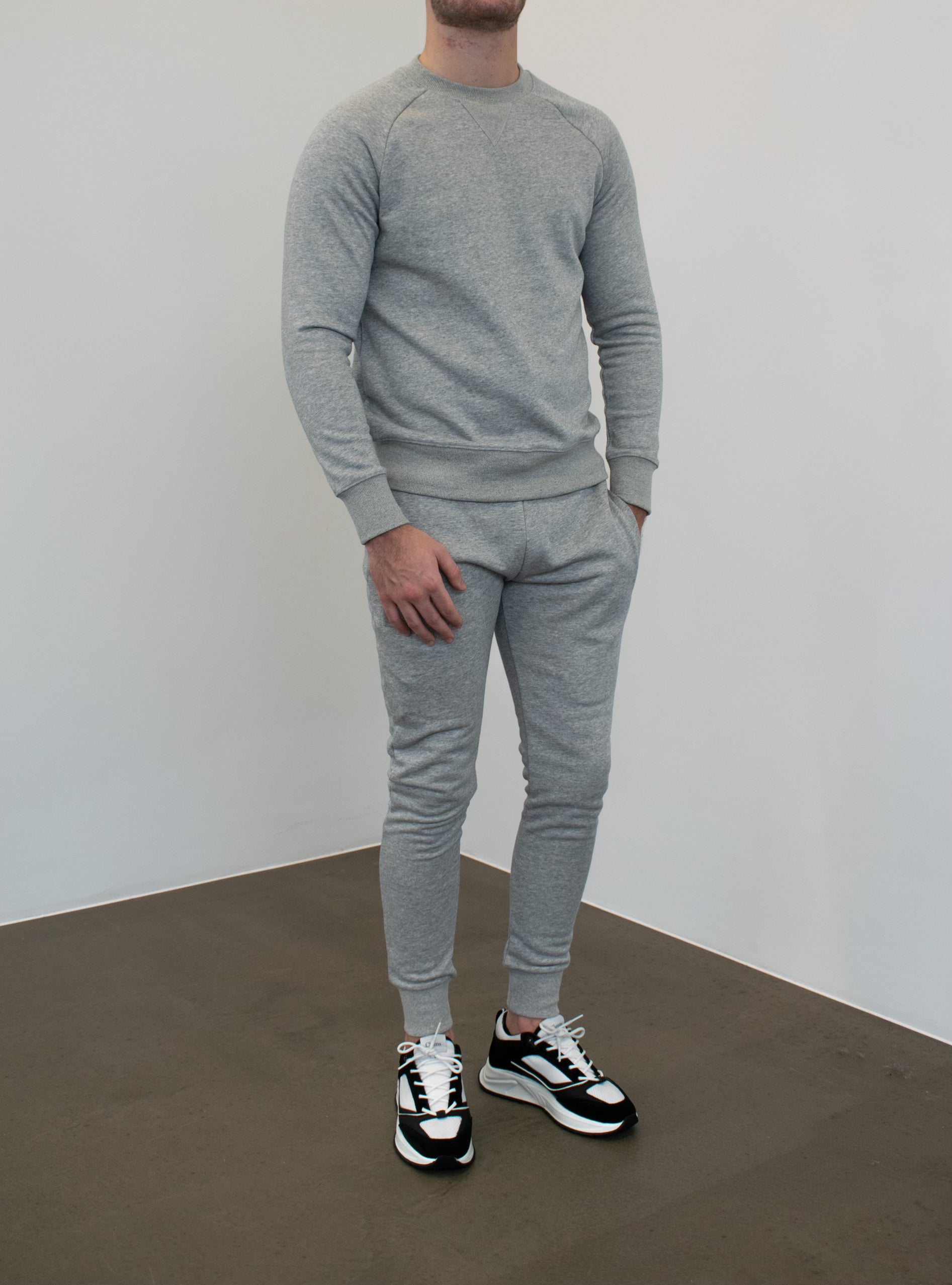 Essential Sweatshirt